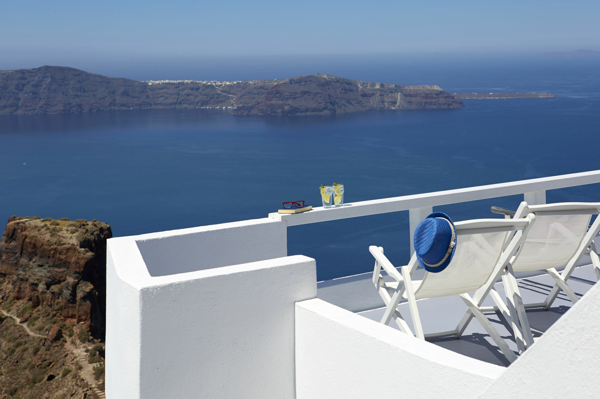 Whitedeck Santorini Hotel อิเมโรวิยอน ภายนอก รูปภาพ