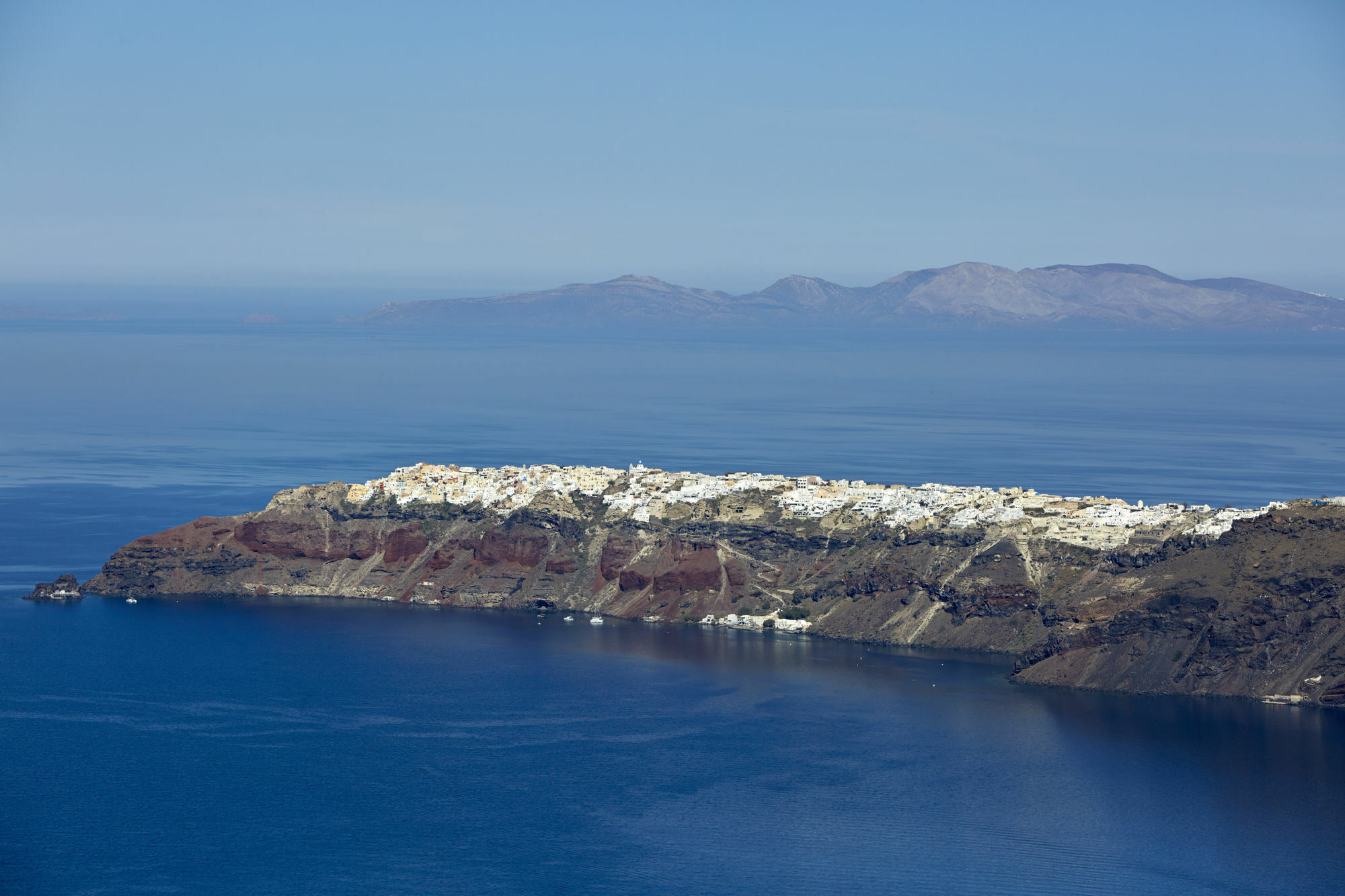 Whitedeck Santorini Hotel อิเมโรวิยอน ภายนอก รูปภาพ